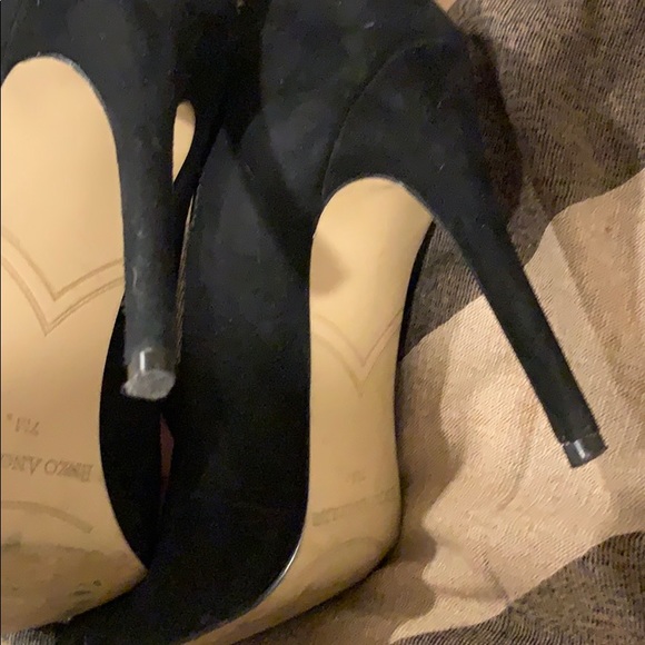 Enzo Angiolini Black Suede Heels - Picture 4 of 4